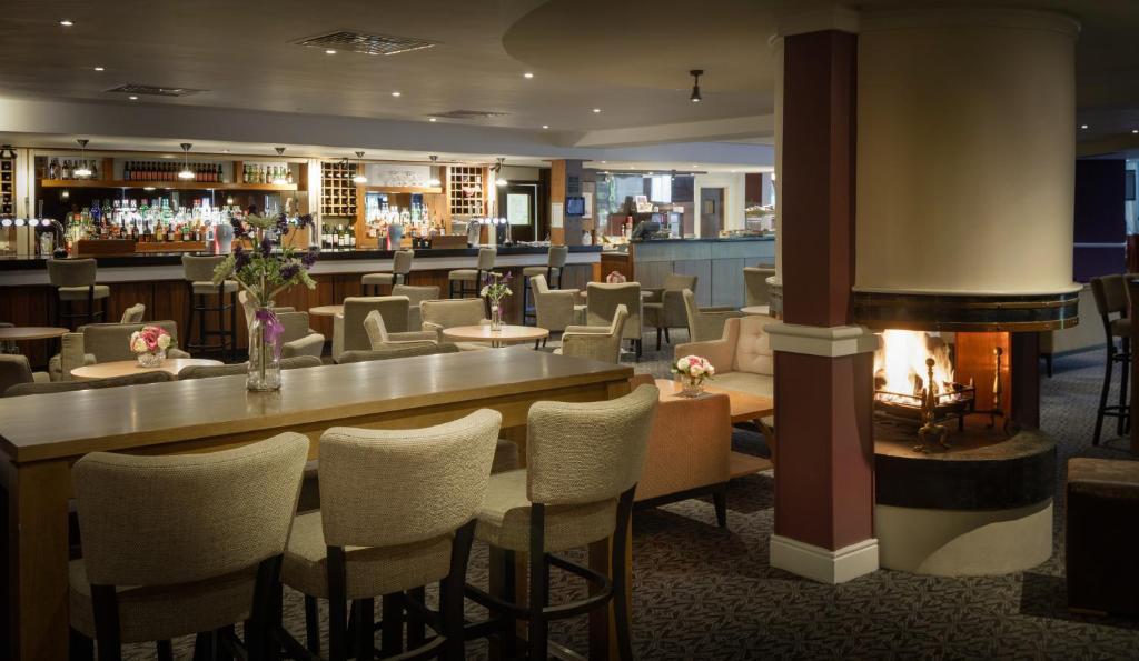 Delta Hotels by Marriott Warwick Warwick  Exteriör bild