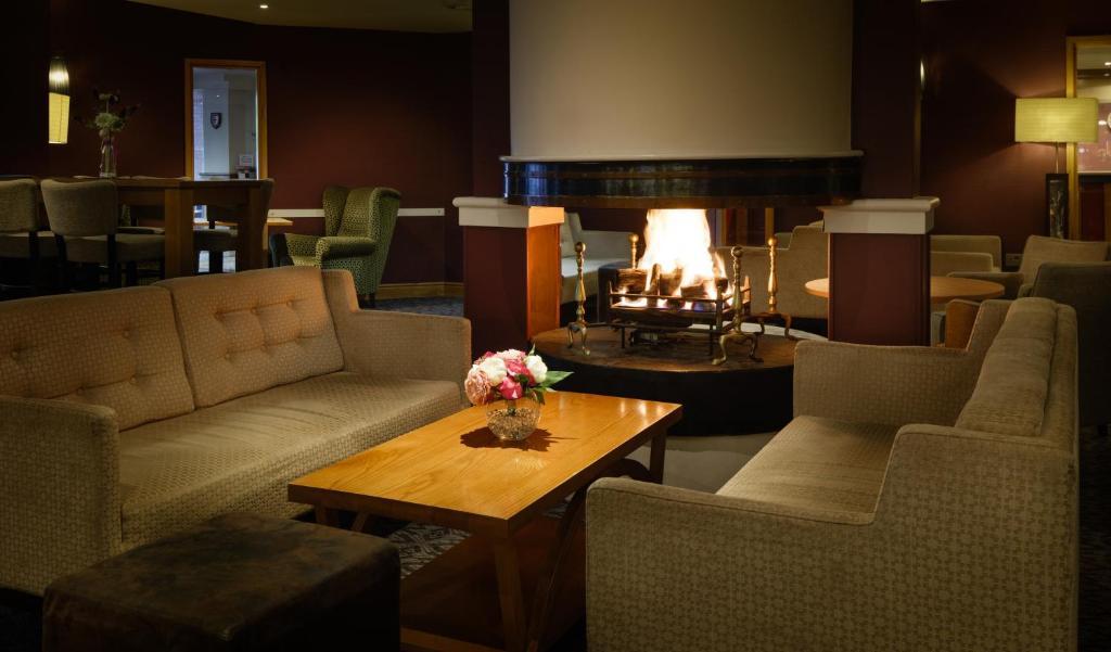 Delta Hotels by Marriott Warwick Warwick  Exteriör bild