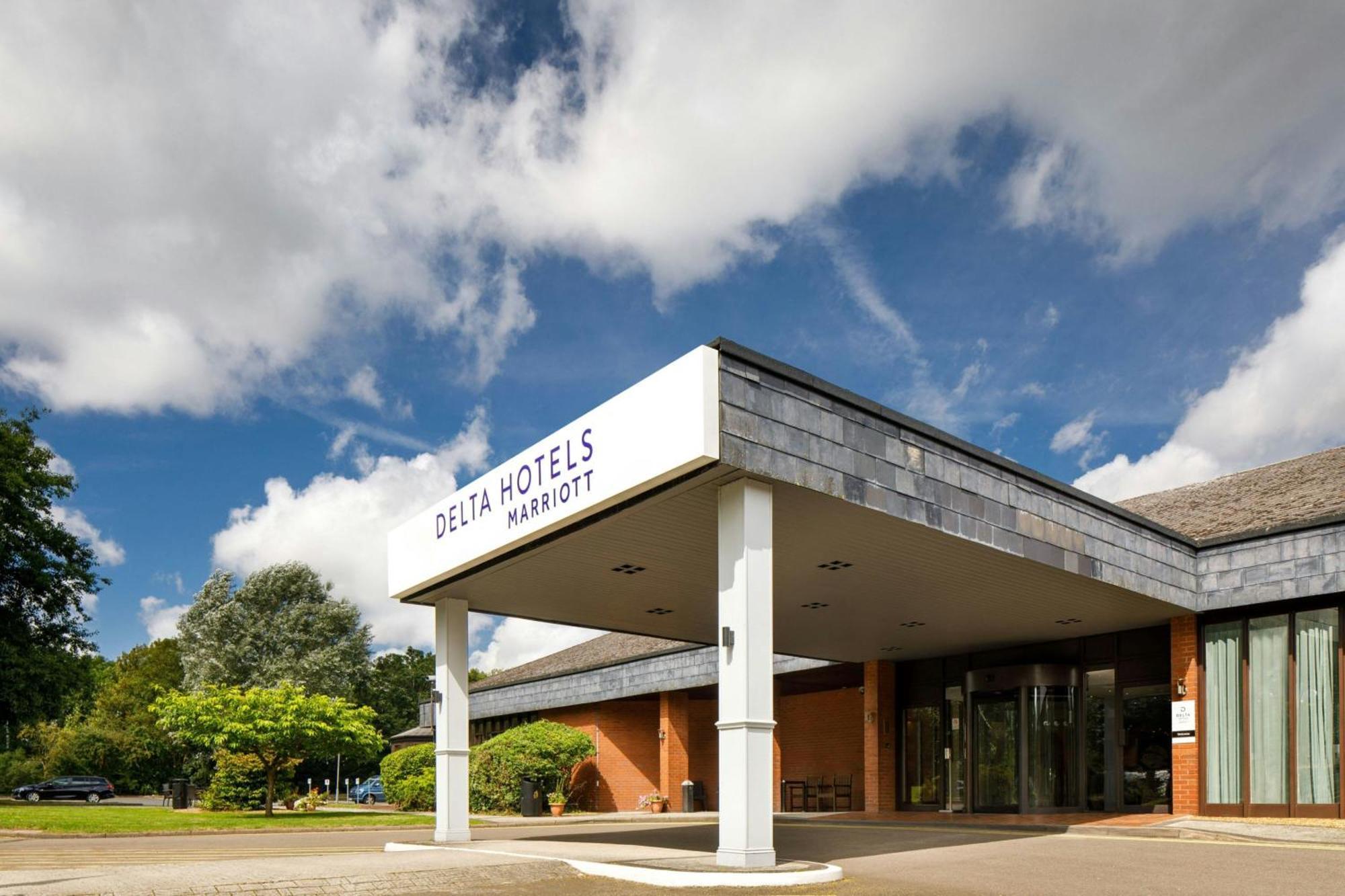 Delta Hotels by Marriott Warwick Warwick  Exteriör bild